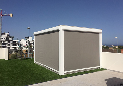 Toldos Lucentum telón con cofre - parabox