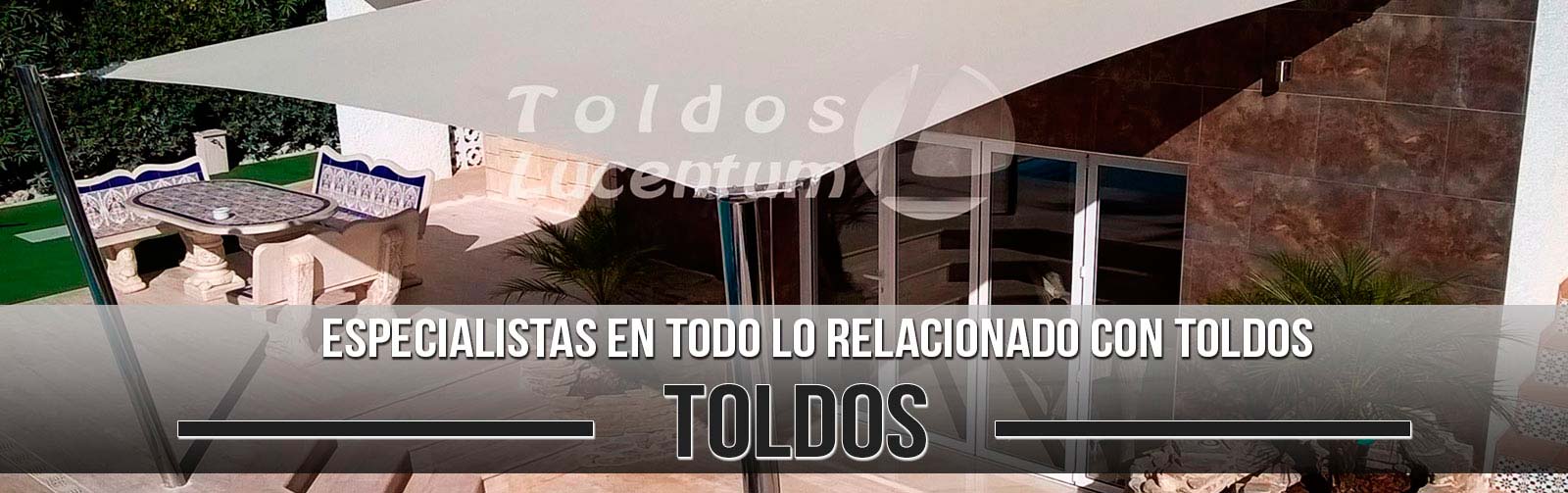 Toldos Lucentum toldo en exterior de casa